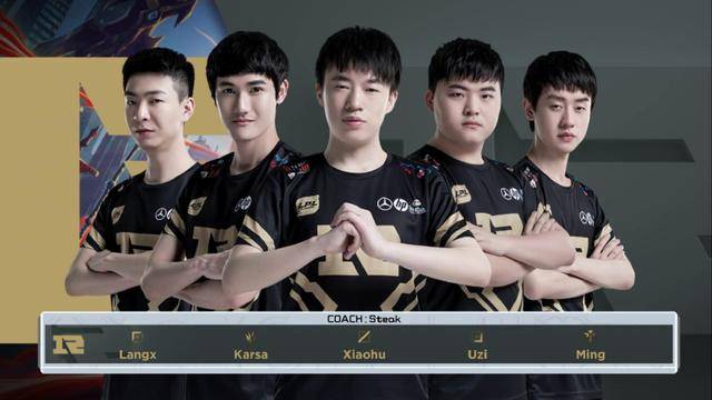 还应与足球 还应与足球