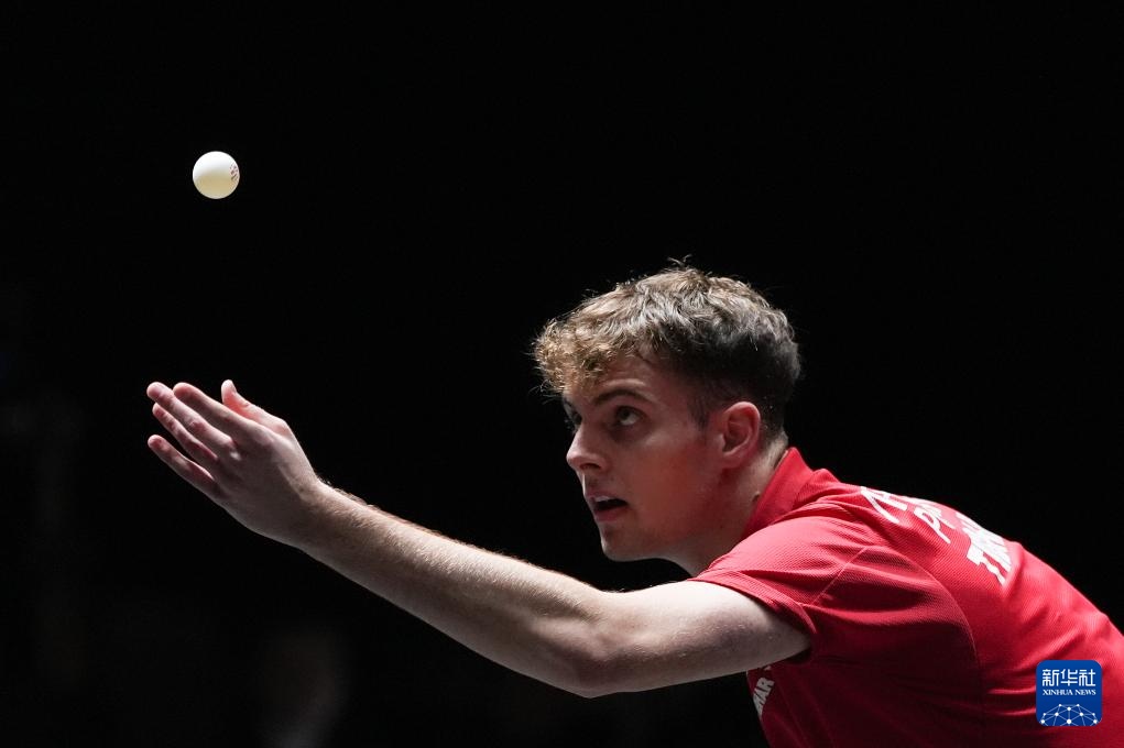 随着F1逐 随着F1逐