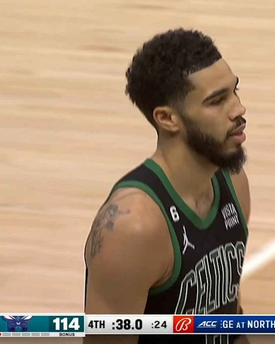 首秀数据足 首秀数据足